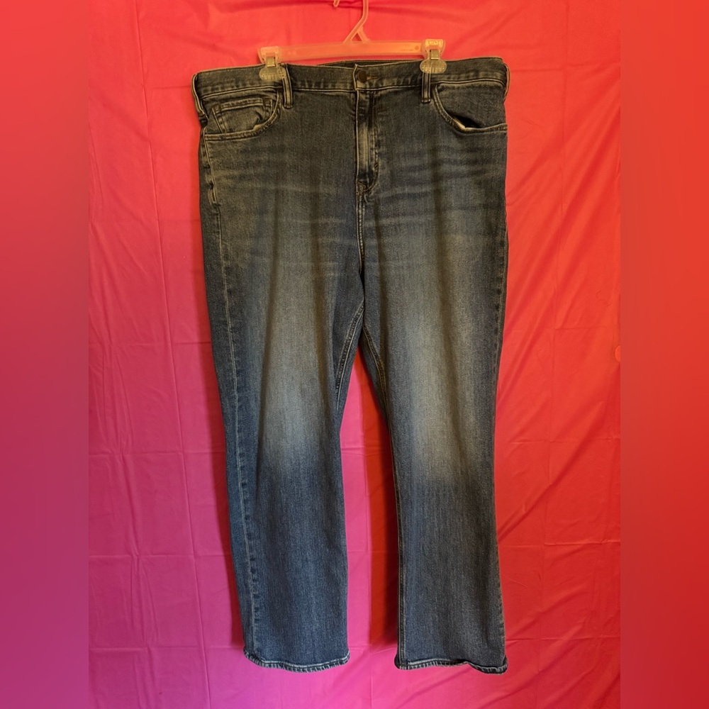 Banana Republic Men’s Medium Blue Straight Leg Jeans.